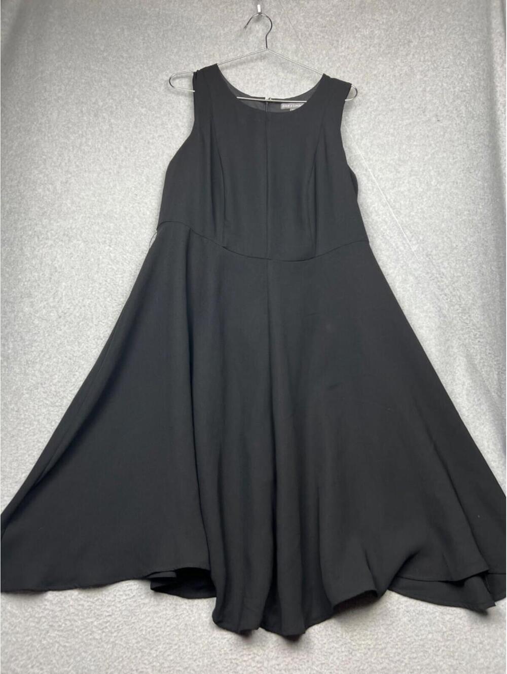 Jessica London Fit Flare Dress Womens 14W Simple Modern Neutral Minimalist Black